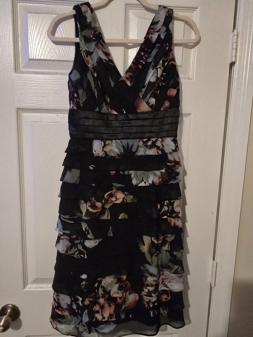 Adrianna Papell Black Floral Tiered V-Neck Midi Dress